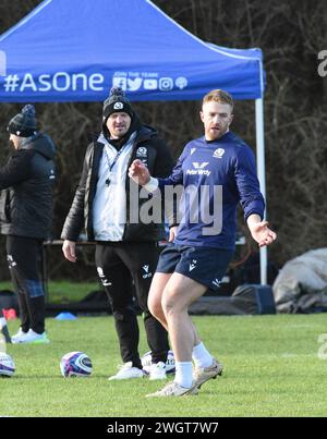 Oriam Sports Centre Edimburgo, Scozia, Regno Unito. 6 febbraio 2024. Sessione di allenamento di rugby scozzese per partita delle sei Nazioni contro Francia Scotlands credito: eric mccowat/Alamy Live News Foto Stock