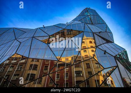 Edificio moderno, sede di Osakidetza, Bilbao, (Spagna) Foto Stock