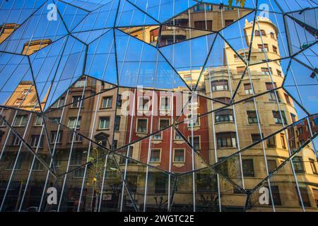 Edificio moderno, sede di Osakidetza, Bilbao, (Spagna) Foto Stock