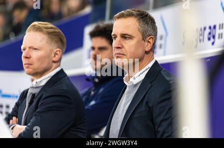 EHC Kloten - EV Zug, Stimo Arena, National League NL, stagione regolare: Dan Tangnes, capo allenatore EV Zug. Collega il daneben Assistenztrainer Michael Liniger. ( Foto Stock