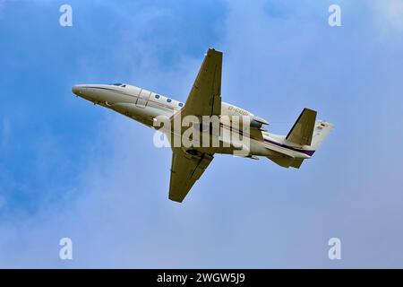 RAF Fairford, Gloucestershire, Regno Unito - 20 luglio 2019: Cessna 560XL Citation XLS (D-COBI) di proprietà di HTM Jet Charter Service, parte dal RIAT 2019 Foto Stock