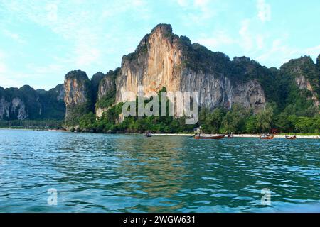 Vista serale della spiaggia di Railay Foto Stock