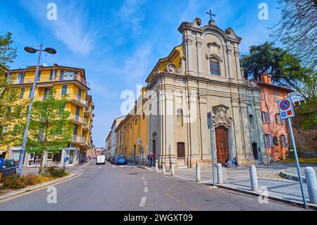 La facciata della Chiesa di Santa Maria delle Grazie, Piazza Zaninelli, Lodi, Italia Foto Stock