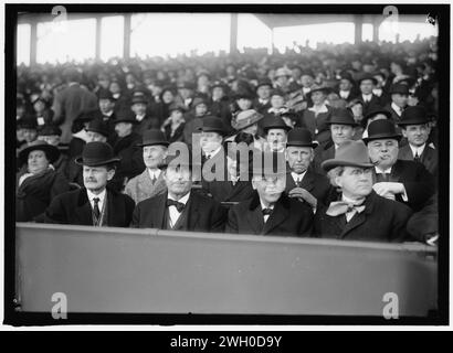 Il baseball, professionale anteriore- ROBERT N. HARPER; William Jennings BRYAN; JOSEPHUS DANIELS; C.K. BERRYMAN. Parte posteriore- UNIDENTIFIED; BAKER DELLA CALIFORNIA; JAMES HARRINGTON COVINGTON del Maryland; Foto Stock