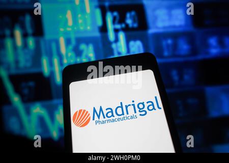 Brasile. 5 febbraio 2024. In questa immagine, il logo Madrigal Pharmaceuticals viene visualizzato sullo schermo di uno smartphone. (Foto di Rafael Henrique/SOPA Images/Sipa USA) *** esclusivamente per notizie editoriali **** credito: SIPA USA/Alamy Live News Foto Stock