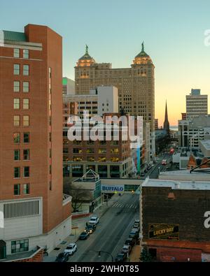 Vista del tramonto del centro di Buffalo, New York Foto Stock