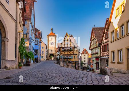 Rothenburg ob der Tauber Germania, skyline della città di Plonlein, sulla strada romantica della Germania Foto Stock