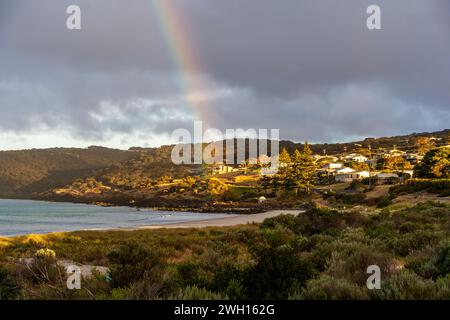 Arcobaleno su Penneshaw a Kangaroo Island, Australia meridionale Foto Stock