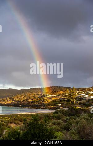 Arcobaleno su Penneshaw a Kangaroo Island, Australia meridionale Foto Stock