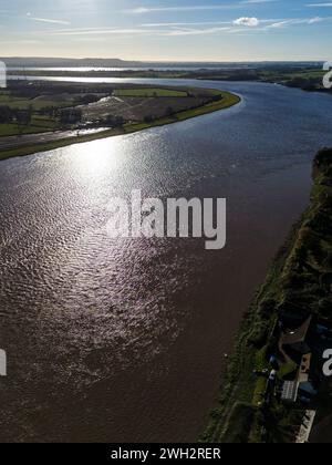 Guardando a valle sul fiume Severn a Newnham, Gloucestershire. Foto Stock