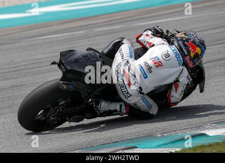 Kuala Lumpur, Malesia. 7 febbraio 2024. Il pilota spagnolo Raul Fernandez di Trackhouse Racing in azione durante il test ufficiale di Sepang MotoGP sul circuito internazionale di Sepang. (Foto di Wong Fok Loy/SOPA Images/Sipa USA) credito: SIPA USA/Alamy Live News Foto Stock