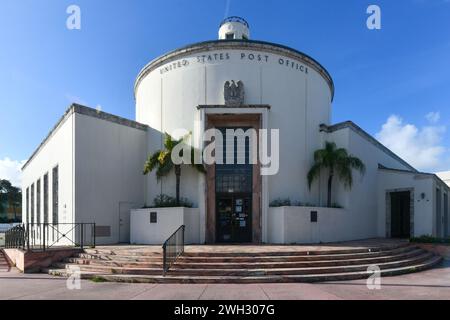 Miami, Florida - 24 novembre 2022: Ufficio postale degli Stati Uniti Art Deco a Miami Beach, Washington ave. In Florida Foto Stock