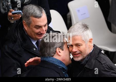 © Julien Mattia/le Pictorium/MAXPPP - Parigi 07/02/2024 Julien Mattia/le Pictorium - 07/02/2024 - Francia/Ile-de-France/Parigi - Laurent Wauquiez lors de la cerimonie d'hommage aux victimes francaises des attaques terroristes du 7 octobre en Israel, aux Invalides, le 7 Fevrier 2024. - Valeurs ACtuelles Out, JDD Out, No JDD, no russia, russia Out/07/02/2024 - Francia/Ile-de-France (regione)/Parigi - Laurent Wauquiez alla cerimonia d'onore alle vittime francesi degli attentati terroristici del 7 ottobre in Israele, a Les Invalides, 7 febbraio 2024. Foto Stock