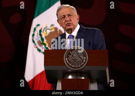 Città del Messico, Messico. 6 febbraio 2024. 6 febbraio 2024, città del Messico, Messico: Il presidente del Messico, Andres Manuel Lopez Obrador, parla durante la sua conferenza informativa al Palazzo Nazionale. Il 6 febbraio 2024 a città del Messico, Messico (foto di Luis Barron/Eyepix Group/Sipa USA). Crediti: SIPA USA/Alamy Live News Foto Stock