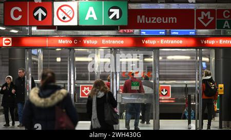 Praga, Repubblica Ceca. 6 febbraio 2024. Stazione della metropolitana Muzeum a Praga, Repubblica Ceca, 6 febbraio 2024. Crediti: Michal Kamaryt/CTK Photo/Alamy Live News Foto Stock