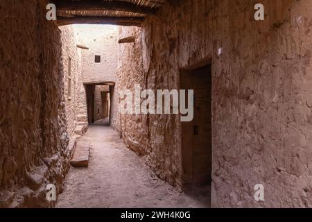 Medio Oriente, Arabia Saudita, Medina, al-Ula. La città vecchia, composta da 2 parti. AlHilf e Ash Shqaiq. Progetto di restauro. Foto Stock