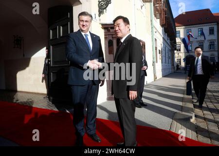 Zagabria, Croazia, 080224. Piazza San Marco, Banski dvori. Il primo ministro Andrej Plenkovic ha incontrato il presidente dell'Assemblea nazionale della Repubblica di Corea Kim Jin-pyo. Nella foto: Andrej Plenkovic, Kim Jin-pyo. Foto: Damjan Tadic / CROPIX Copyright: XxDamjanxTadicx plenkovic pyo2-080224 Foto Stock