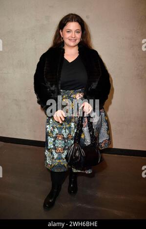 Ronja Forcher bei der Kilian Kerner Fashion Show auf der Berlin Fashion Week Autunno/Inverno 2024 nella der Verti Music Hall. Berlino, 07.02.2024 *** Ronja Forcher al Kilian Kerner Fashion Show alla Berlin Fashion Week Autunno Inverno 2024 nella Verti Music Hall Berlin, 07 02 2024 foto:Xn.xKubelkax/xFuturexImagex kerner 4283 Foto Stock