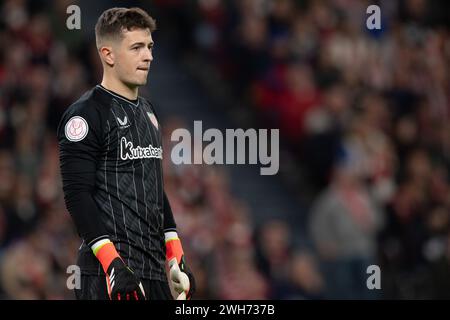 Il portiere #13 Julen Agirrezabala dell'Athletic Club durante la partita di Copa del Rey ai quarti di finale tra Athletic Club e FC Barcelona allo stadio San Mames il 24 gennaio 2024 a Bilbao, Spagna. Foto di Victor Fraile / Power Sport Images Foto Stock