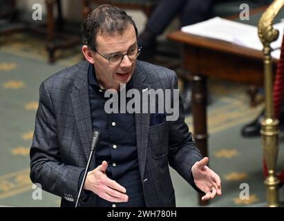 Bruxelles, Belgio. 8 febbraio 2024. Wouter Beke di CD&V, nella foto, durante una sessione plenaria della camera al Parlamento federale di Bruxelles, giovedì 8 febbraio 2024. BELGA PHOTO ERIC LALMAND credito: Belga News Agency/Alamy Live News Foto Stock