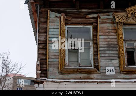 Alloggi fatiscenti a Samara vecchio edificio fatiscente regione di Samara Samara Russia Copyright: XSvetlanaxVozmilovax Vozmilova4164 Foto Stock