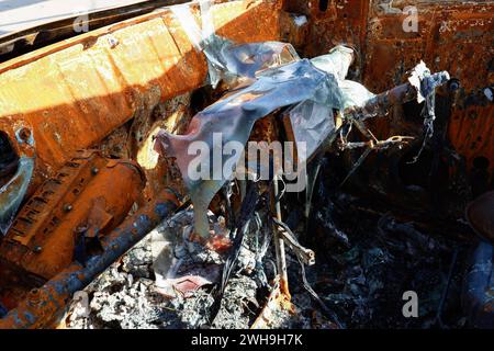 Una vista degli edifici distrutti e dei detriti intorno al luogo turistico di Asaichi a seguito di un incendio su larga scala, a Wajima, nella prefettura di Ishikawa. Almeno 73 persone sono state confermate morte nella prefettura di Ishikawa a causa del potente terremoto di magnitudo 7,6 che ha colpito la prefettura e le aree circostanti il giorno di Capodanno mentre i soccorritori continuano a cercare persone scomparse. Il terremoto della Penisola di noto ha causato 241 vittime, e Kawai-cho, dove si dice che più di 200 case siano state bruciate al suolo, era sede di un'attrazione turistica, la "strada del mercato mattutino". Fiancheggiato da pesce fresco locale, verdure, AN Foto Stock