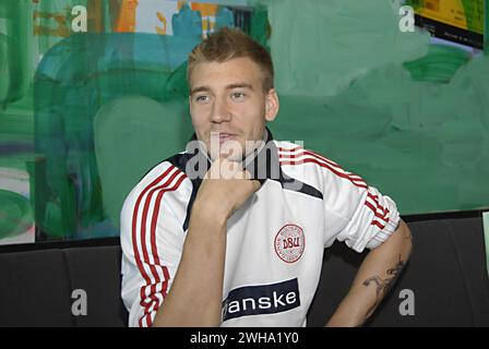 Copenhagen / Denmark. Nicklas Bendtner, calciatore della Juventus FC, membro della nazionale danese di calcio, è stato intervistato dai media prima della partenza per la Turchia il 13 novembre 2012 (foto di Francis Joseph Dean/Dean Pictures) Foto Stock
