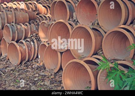 Pentole di argilla nel Sunder Nursery Delhi Heritage Park Foto Stock