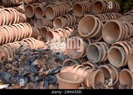 Pentole di argilla nel Sunder Nursery Delhi Heritage Park Foto Stock