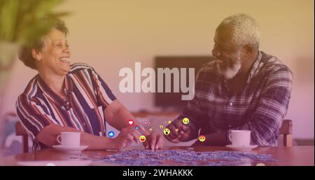 Immagine di icone dei media su una coppia afroamericana che parla Foto Stock