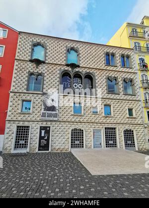 Portogallo, Lisbona, Casa dos Bicos - edificio della fondazione Jose Saramago foto © Fabio Mazzarella/sintesi/Alamy Stock Photo Foto Stock