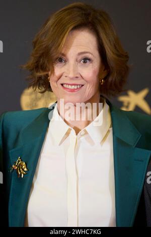 Valladolid. Spagna. 20240209, Sigourney Weaver partecipa a una fotochiamata come vincitore dell'International Goya Award 2024 durante il 38° Goya Awards al municipio il 9 febbraio 2024 a Valladolid, Spagna Foto Stock