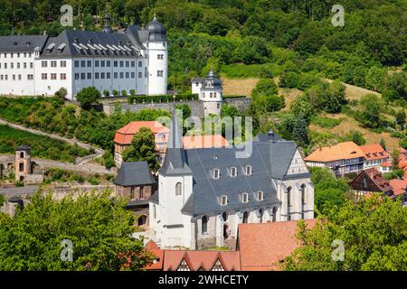 Vista su Stolberg con St Chiesa e castello Martini, Sassonia-Anhalt, Germania Foto Stock