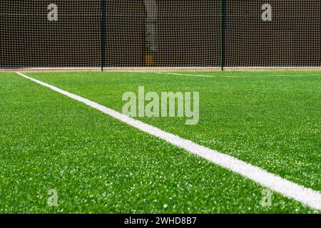 marcature del campo di calcio. Calcio, campo da calcio. Linee sullo stadio di calcio - background sportivo. CopySpace, primo piano. Foto Stock