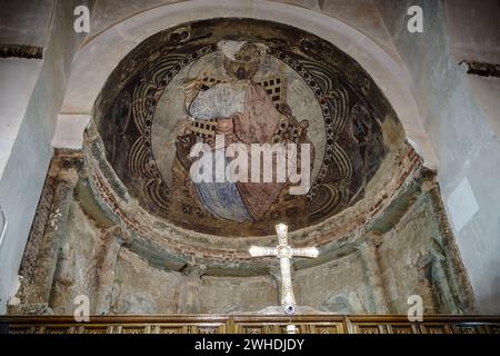 Monastero bianco vicino alla città egiziana superiore di Sohag, nel Medio Egitto Foto Stock