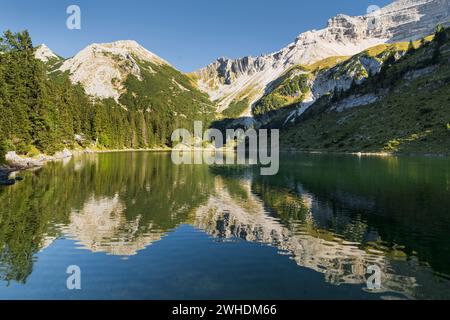 Soiernspitze, Soiernsee, Karwendel, Baviera, Germania Foto Stock