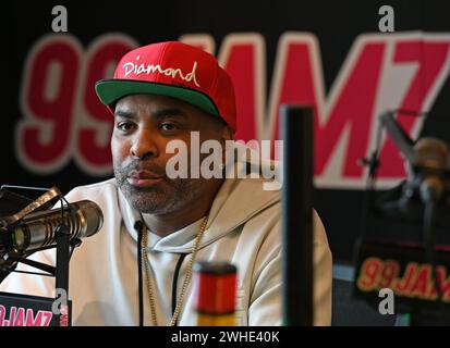 Hollywood, Florida, Stati Uniti. 8 febbraio 2024. Ginuwine e Pleasure P assistono a Jamz Live alla stazione radio 99 Jamz l'8 febbraio 2024 a Hollywood, Florida Credit: Mpi04/Media Punch/Alamy Live News Foto Stock