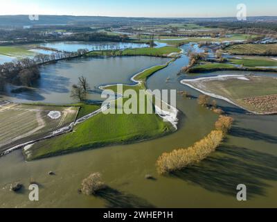 «09.01.2024, Germania, Renania settentrionale-Vestfalia, Haltern am SEE - alluvione sul Lippe, fiume nella regione della Ruhr, campi, terreni agricoli della fa Foto Stock