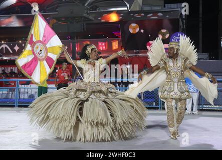 DESFILES SERIE OURO DO CARNAVAL DO RIO DE JANEIRO RIO DE JANEIRO RJ, 02/09/2023 - Carnival /Rio de Janeiro Gold Series Schools Parade - Uniao do Parque Acari apre la sfilata Gold Series questo venerdì sera, Sambodromo da Sapucai, a Rio de Janiero 09. IMAGO / Erbs Jr Rio de Janeiro Brasile Copyright: XErbsxJrx Foto Stock