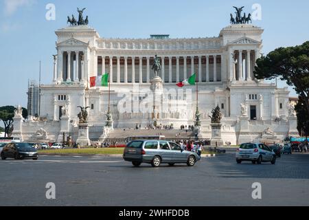 Roma 20 maggio 2011; famoso monumento neoclassico e monumento storico Vittorio Emanuele II Foto Stock