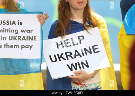 Sydney, Australia. 10 febbraio 2024. Raduno ucraino settimanale per mostrare sostegno ai soldati ucraini e per ricordare alla gente che la guerra con la Russia non è finita. Crediti: Richard Milnes/Alamy Live News Foto Stock