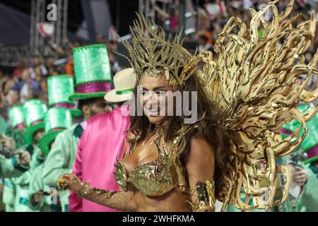 Carnaval SP Turis 2024 SAO PAULO SP, 02/09/2023 - SP Turis Carnival /Special Group Schools Parade - Barroca zona sul , in sfilata questo venerdì sera, al Sambodromo di Anhembi, San Paolo 09. IMAGO / Jefferson Aguiar Sao Paulo Brasil Copyright: XJeffersonxAguiarx Foto Stock