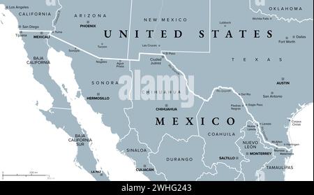 Confine Messico-Stati Uniti, mappa politica grigia. Confine internazionale tra i paesi Messico e Stati Uniti, con stati, capitali e città importanti. Foto Stock