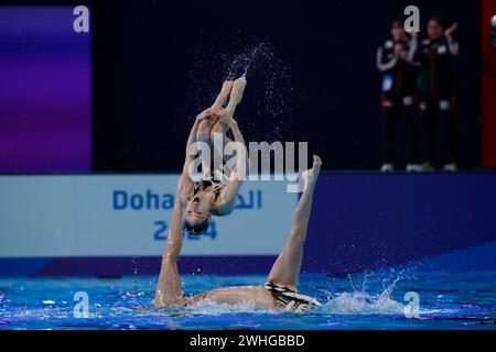 Doha, Qatar. 9 febbraio 2024. Japan team Group (JPN) Artistic Swimming : World Aquatics Championships Doha 2024 Team Free routine Final all'Aspire Dome di Doha, Qatar . Crediti: AFLO/Alamy Live News Foto Stock