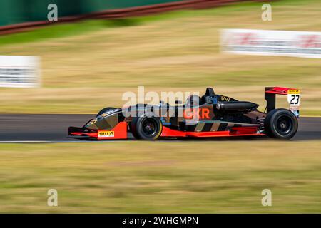 Sandown Park, Australia. 10 febbraio 2024. George Kantzios naviga alla curva 3 durante le qualifiche per il Giti Australian Formula Open di sabato alla Shannon's Speed Series Race Sandown Credit: James Forrester/Alamy Live News Foto Stock