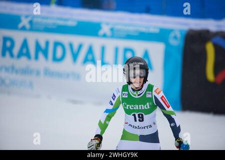 Soldeu, Andorra. 10 febbraio 2024. Ana Bucik dalla Slovacchia in azione durante la Coppa del mondo di Sci AUDI FIS 2023/2024, 9° Slalom Gigante femminile il 10 febbraio 2024 ad Avet (Soldeu, AUDI FIS Coppa del mondo di Sci 2023/2024, 9° Slalom Gigante femminile. Credito: SOPA Images Limited/Alamy Live News Foto Stock