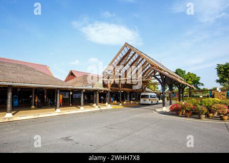 Ko Samui, Thailandia - 13 febbraio 2023: Terminal dell'aeroporto di Koh Samui (USM) in Thailandia. Foto Stock