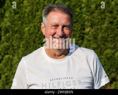 La leggenda della pallamano della RDT Wieland Schmidt all'incontro degli ex giocatori del SC Magdeburg il 06/09/2023 Foto Stock