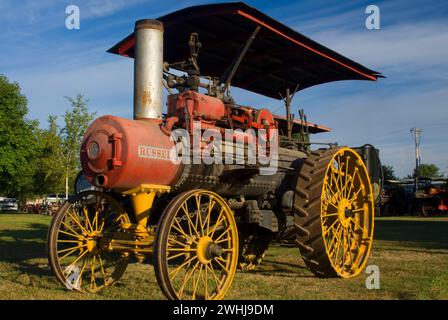 Trattore con motore a vapore Russell, Great Oregon Steam-up, Antique Powerland, Brooks, Oregon Foto Stock