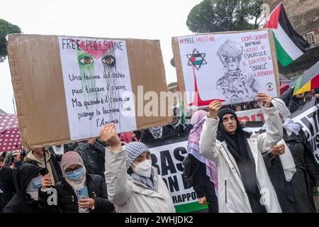 Roma, Italia. 10 febbraio 2024. Foto Mauro Scrobogna/LaPresse10-02-2024 Roma, Italia - Cronaca - Manifestazione della comunit&#xe0; palestinese in Italia - nella foto: momenti della manifestazione a sostegno della causa palestinese e della guerra contro lo stato di Israele a Gaza 10 febbraio 2024 Roma, Italia - News - dimostrazione della comunità palestinese in Italia - nella foto: momenti della manifestazione a sostegno della causa palestinese e della guerra contro lo Stato di Israele a Gaza credito: LaPresse/Alamy Live News Foto Stock